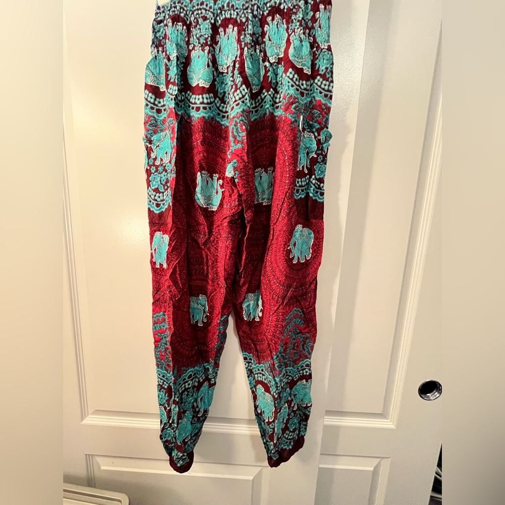 𝓡𝓮𝓭 𝓪𝓷𝓭 𝓣𝓮𝓪𝓵 𝓟𝓪𝓽𝓽𝓮𝓻𝓷𝓮𝓭 𝓔𝓵𝓮𝓹𝓱𝓪𝓷𝓽 𝓱𝓪𝓻𝓮𝓶 𝓹𝓪𝓷𝓽𝓢